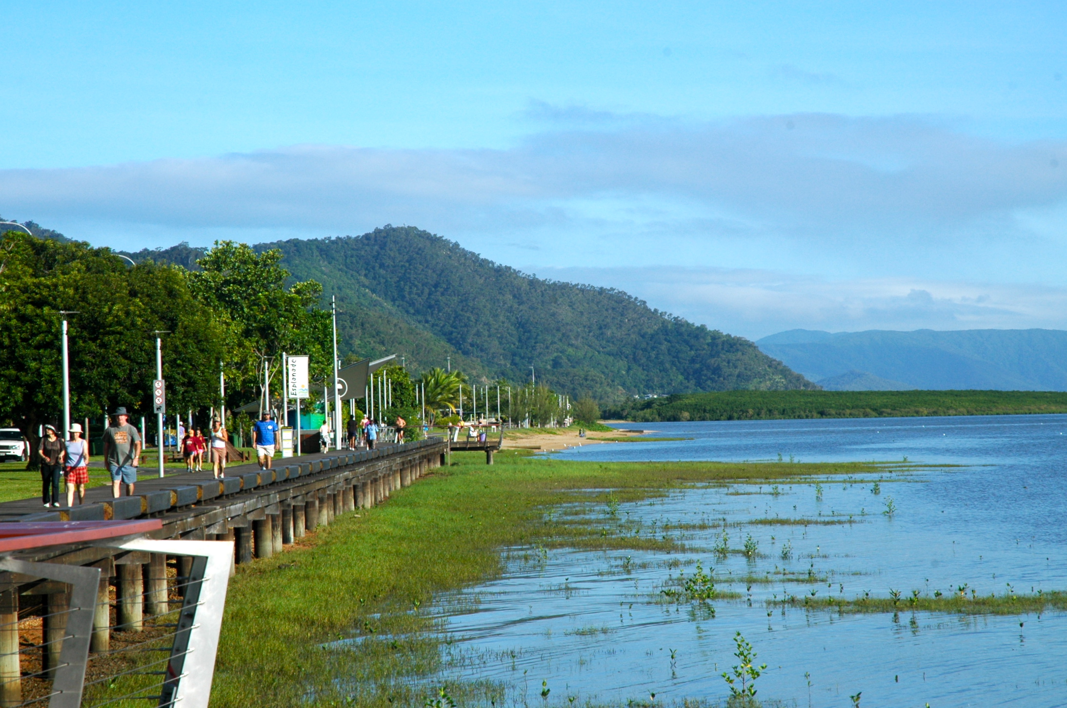 Cairns - A maior cidade da região de Queensland - Joaquim Nery Cairns - A maior cidade da região de Queensland