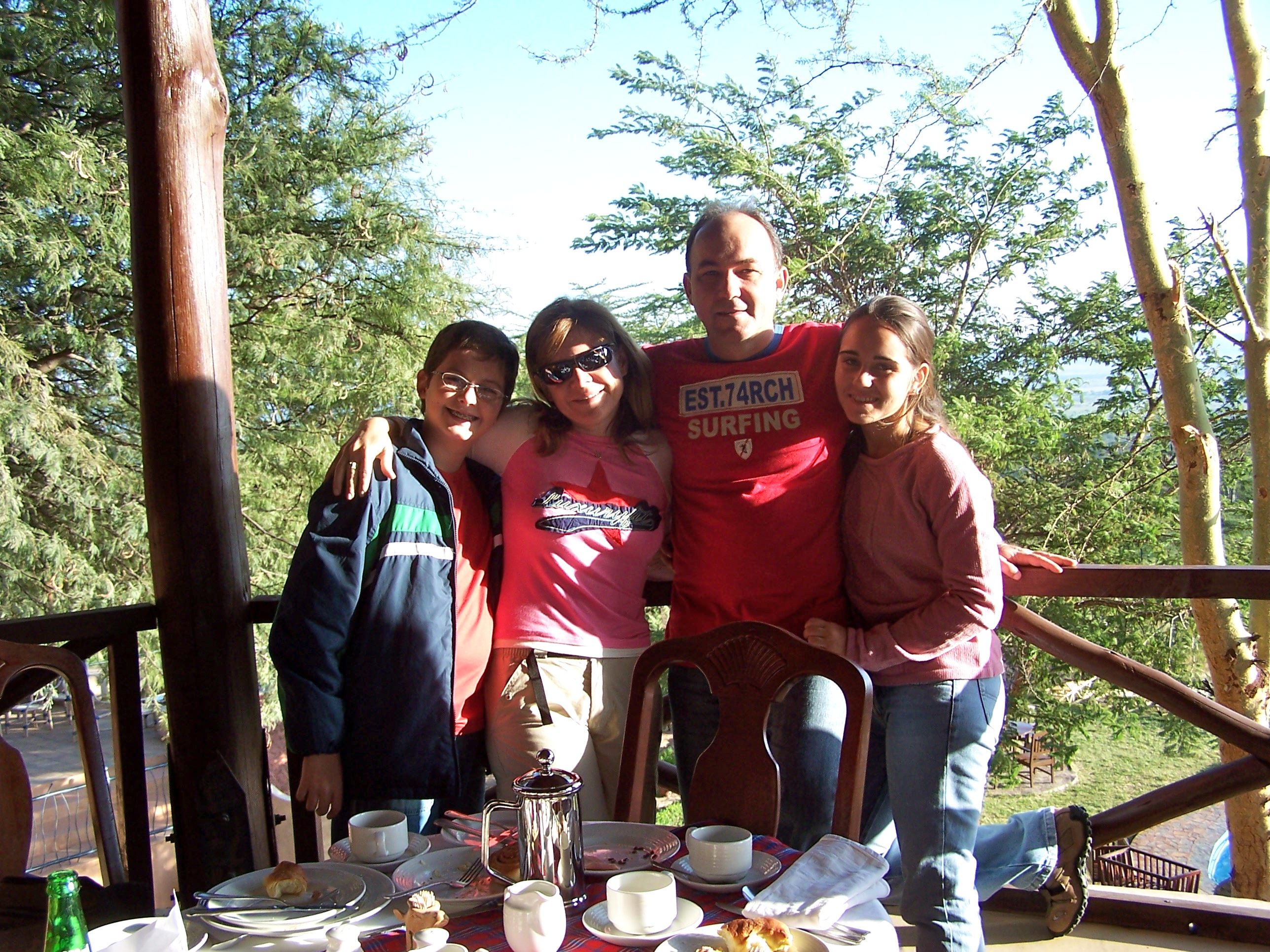 O nosso pequeno grupo de viagem - Joaquim Nery O nosso pequeno grupo de viagem