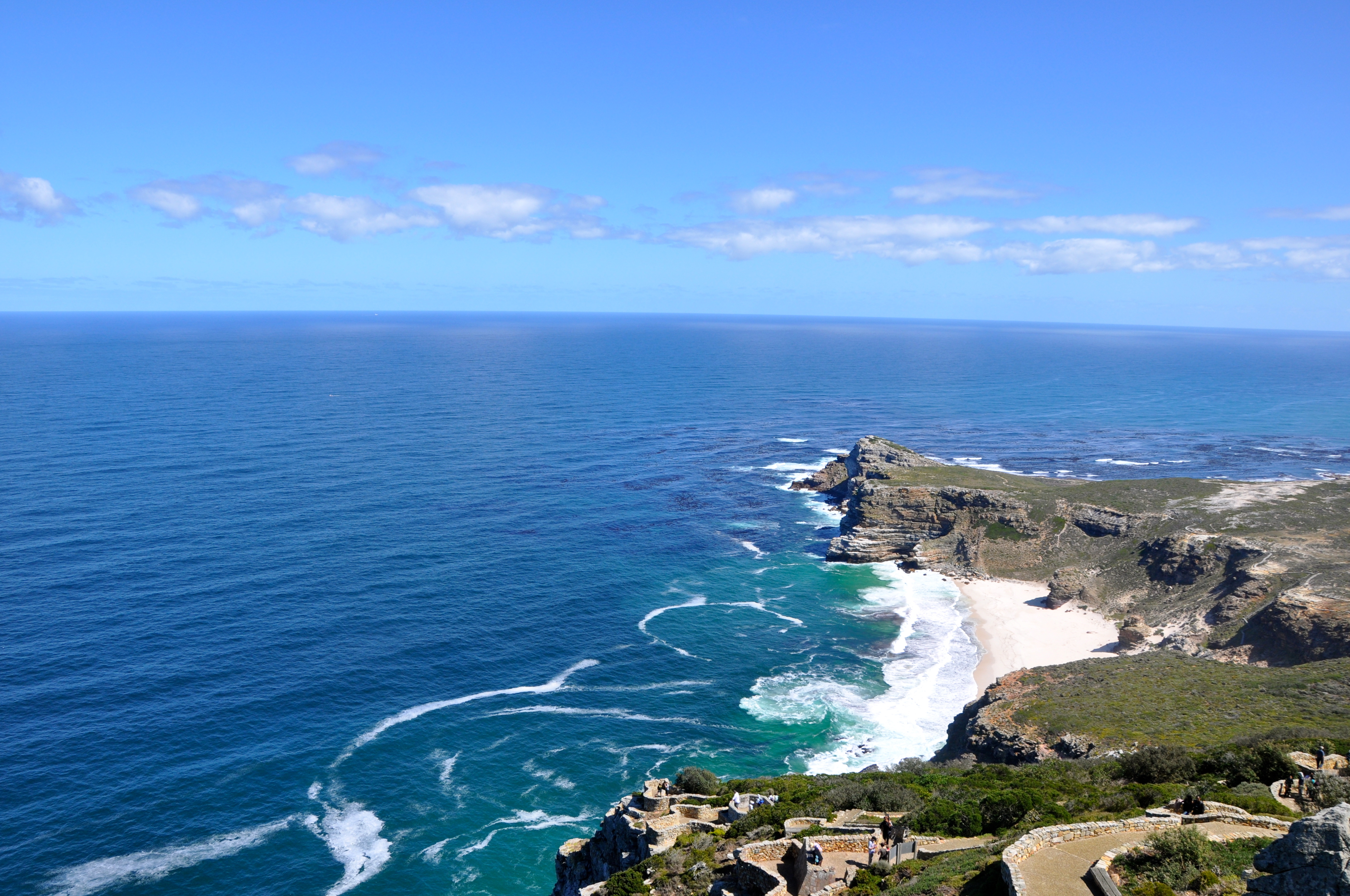 O Cabo das Tormentas - Quase sempre com águas agitadas. - Joaquim Nery O Cabo das Tormentas - Quase sempre com águas agitadas.