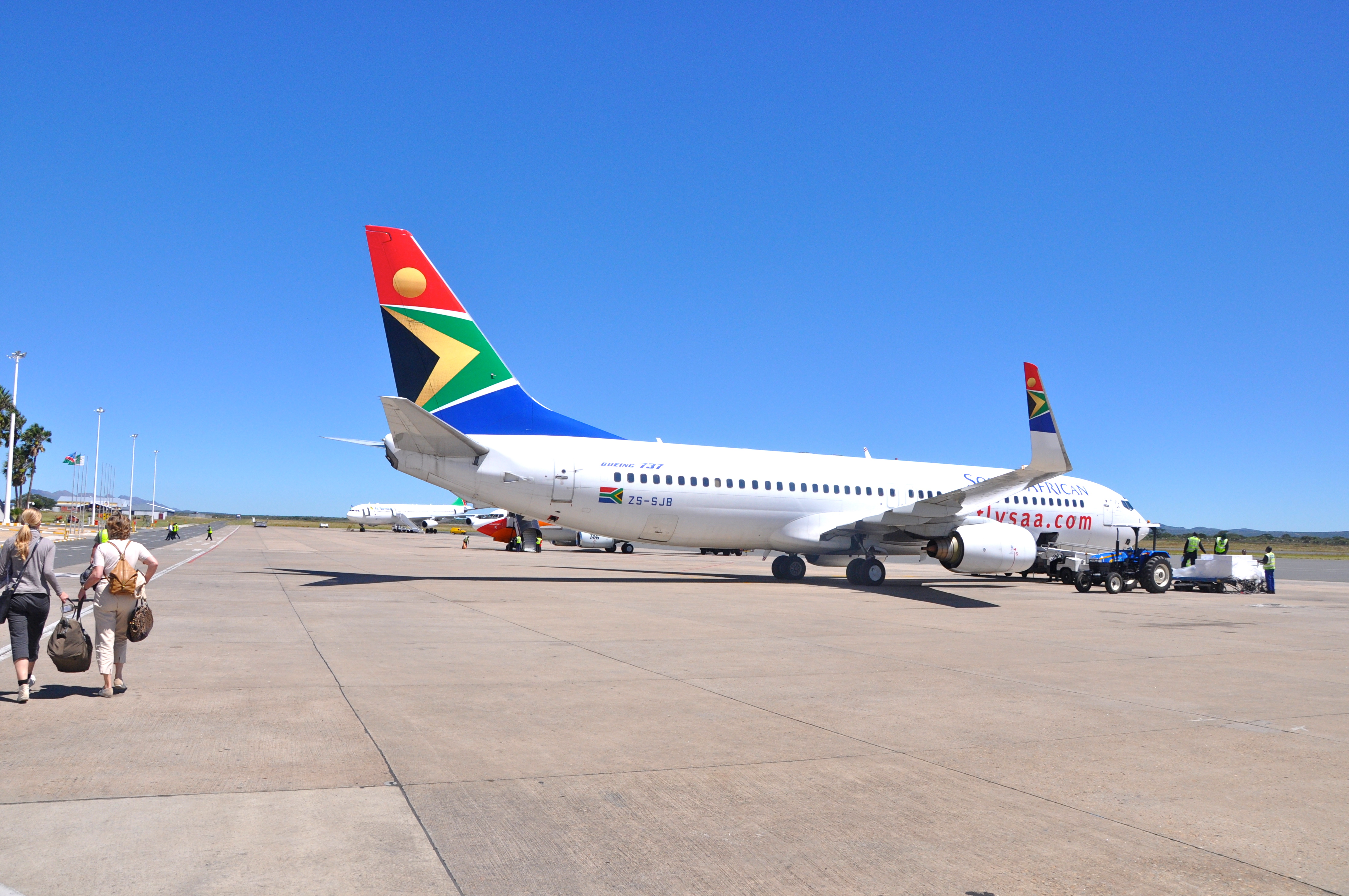 Deixamos a Namíbia para trás. Novo destino - África do Sul. - Joaquim Nery Deixamos a Namíbia para trás. Novo destino - África do Sul.