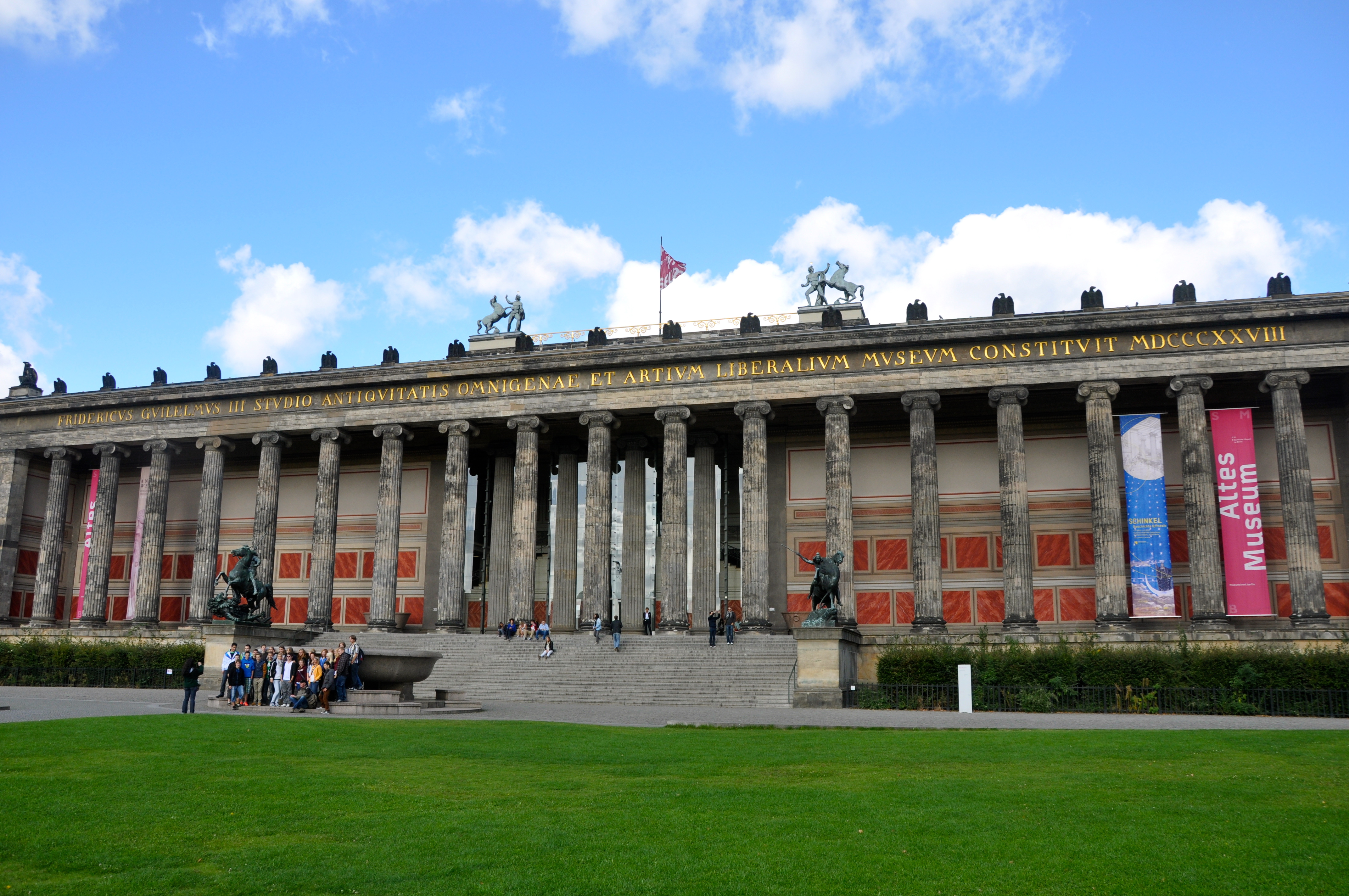O Museu Antigo de Berlim - Joaquim Nery O Museu Antigo de Berlim