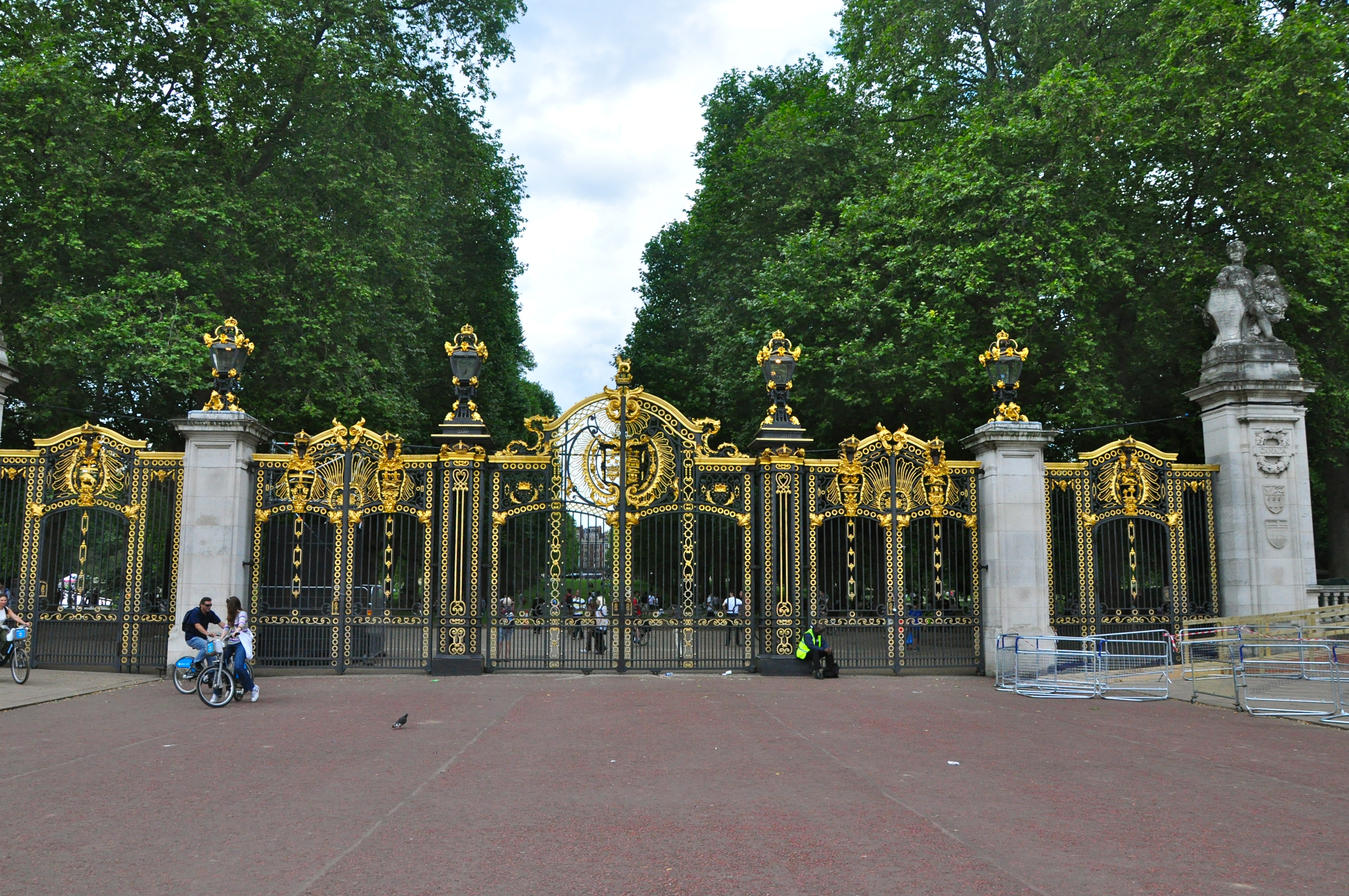 Portão de entrada do Green Park - Joaquim Nery Portão de entrada do Green Park