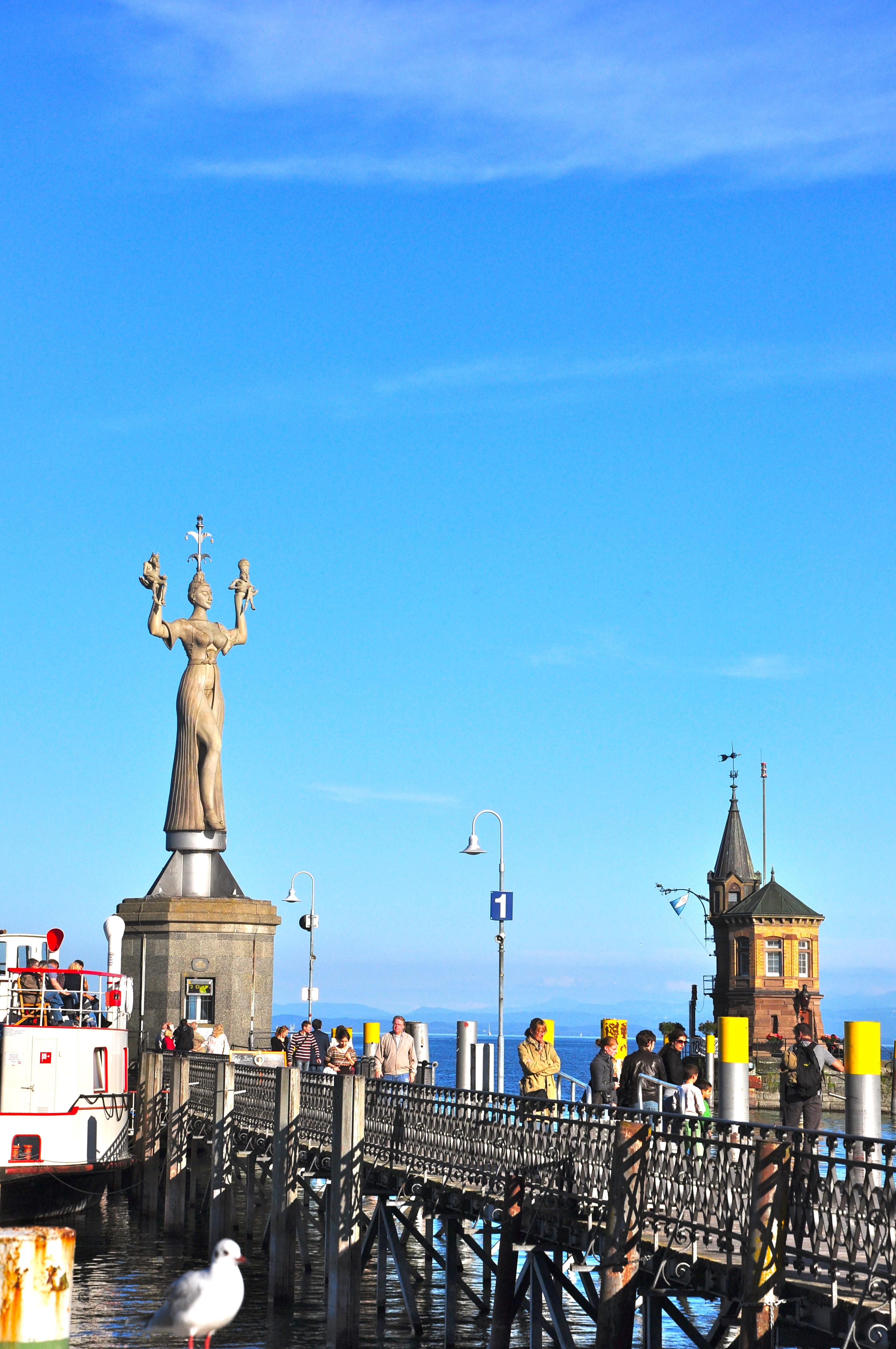 Um balneário movimentado.
