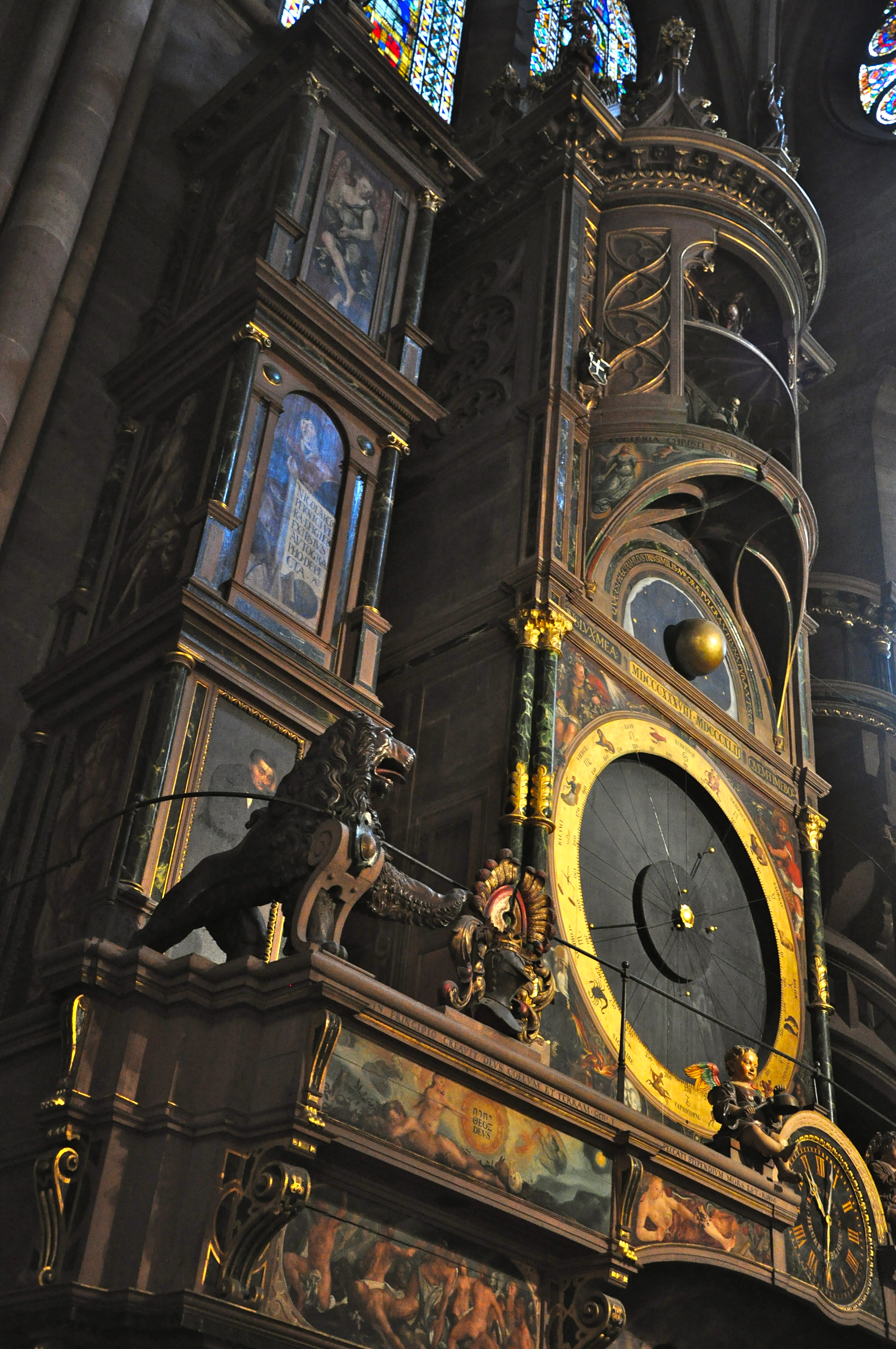 O Horloge Astronomique - o relógio astronômico da Catedral de Estrasburgo.