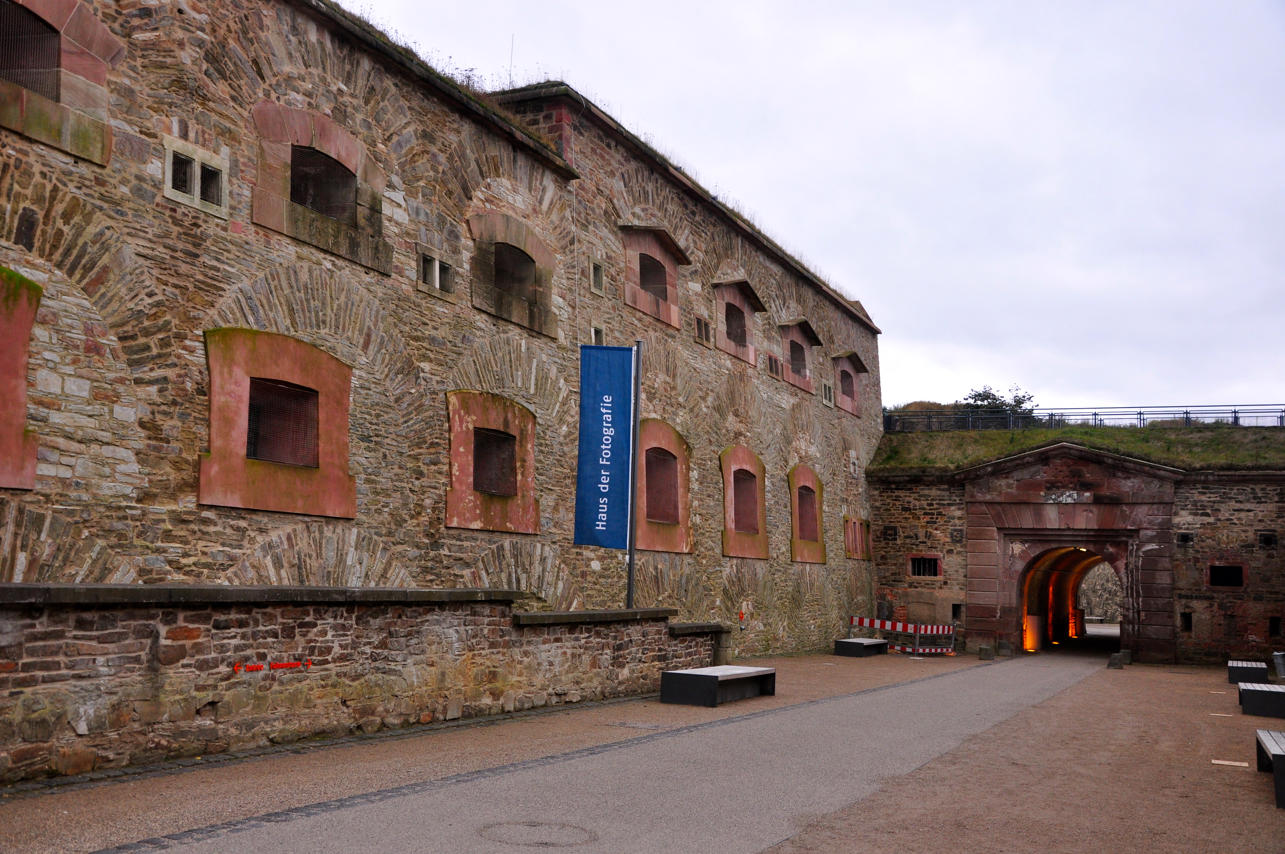 Detalhes da Fortaleza Ehrenbreistein