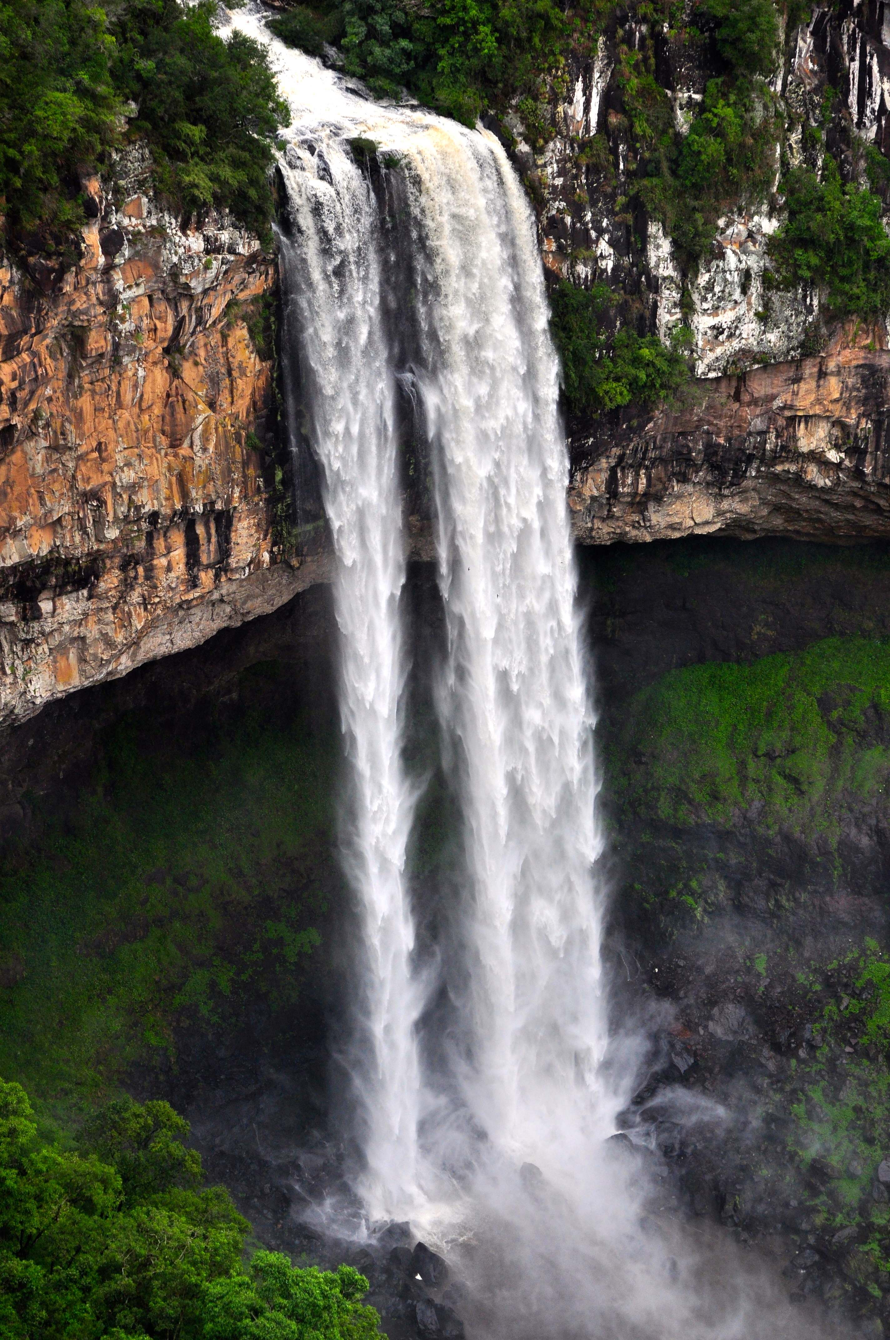 A Cascata do Caracol.