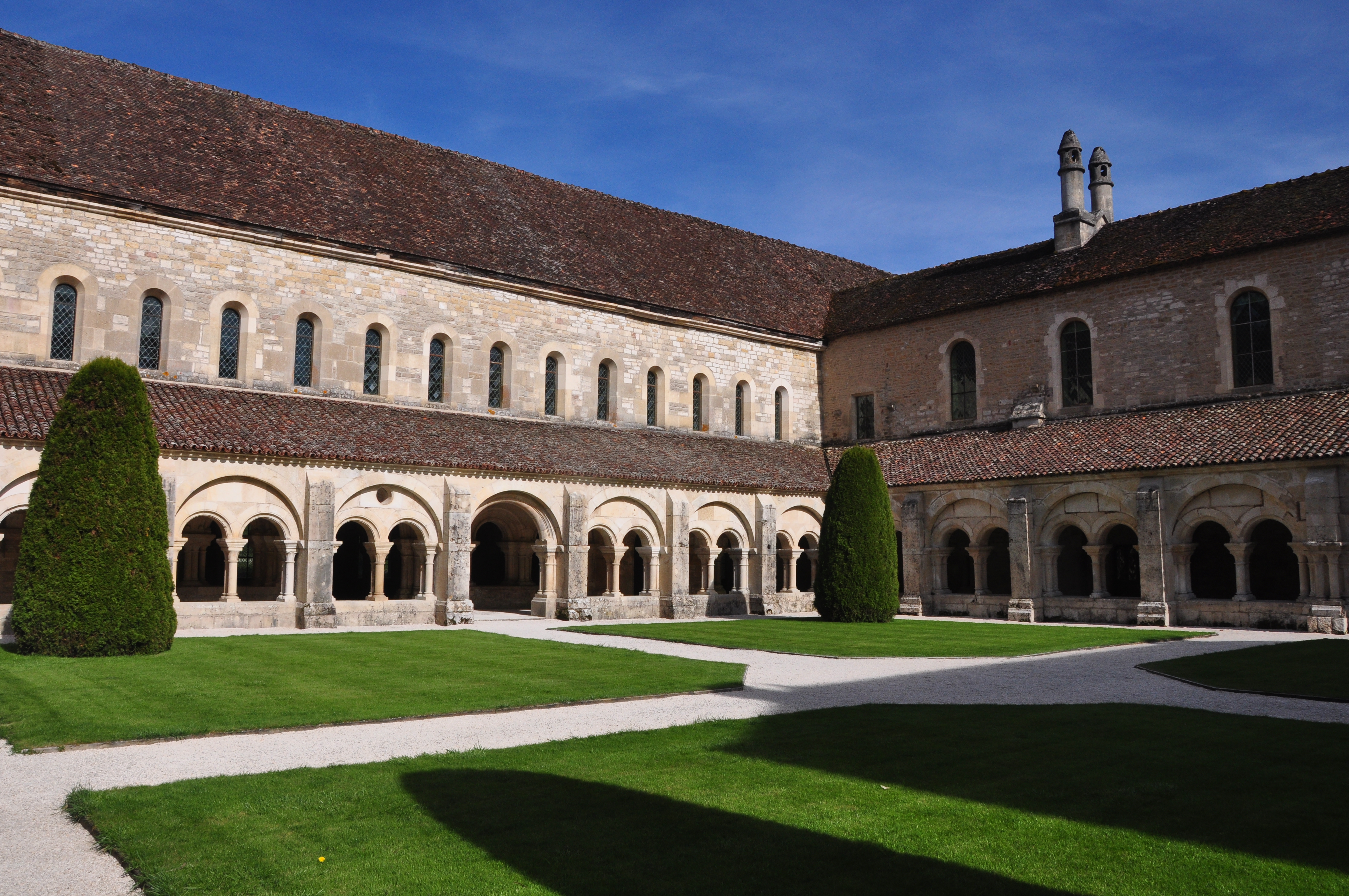 Cláustro da Abadia de Fontenay