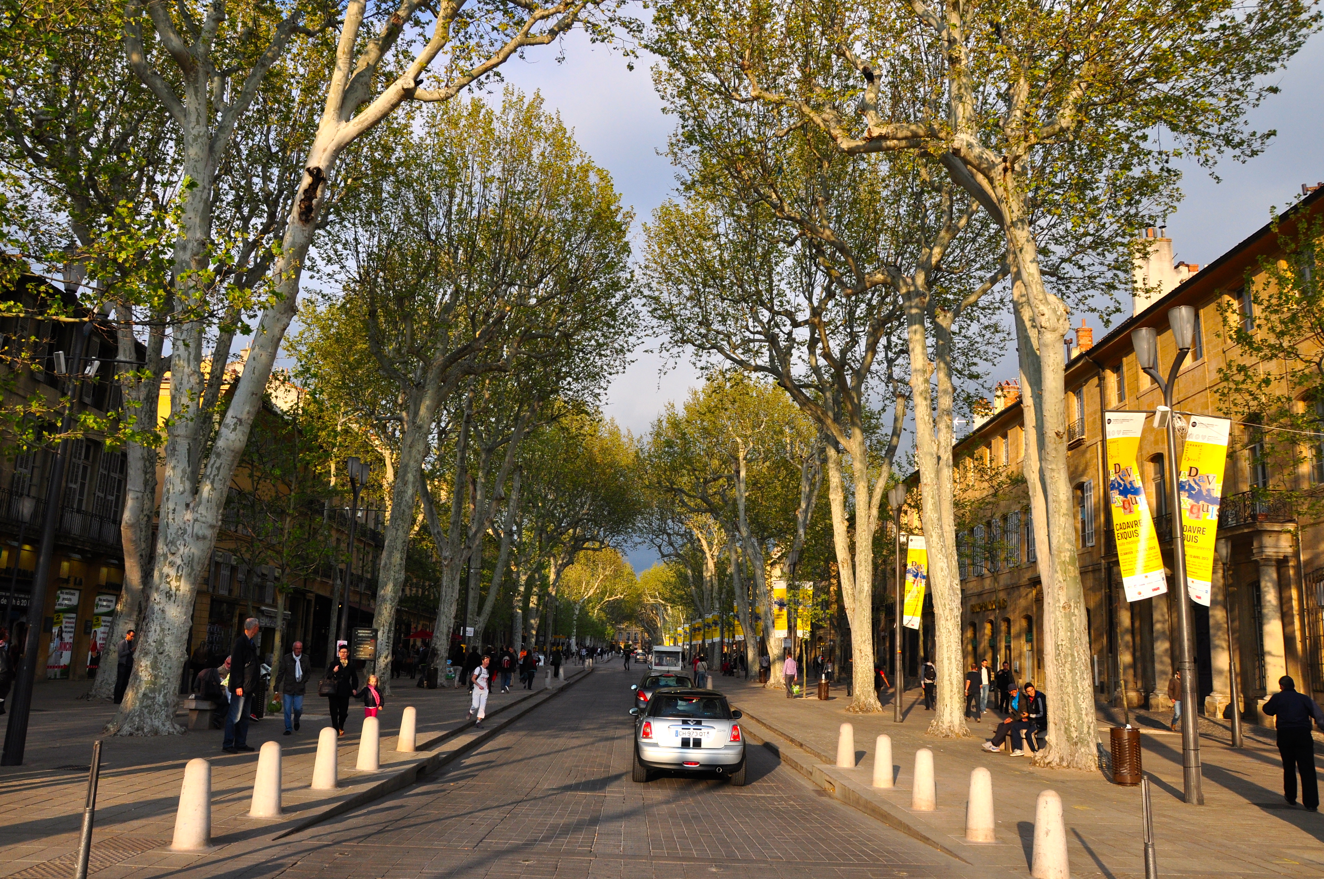 A Cours Mirabeau em Aix-en-Provence.