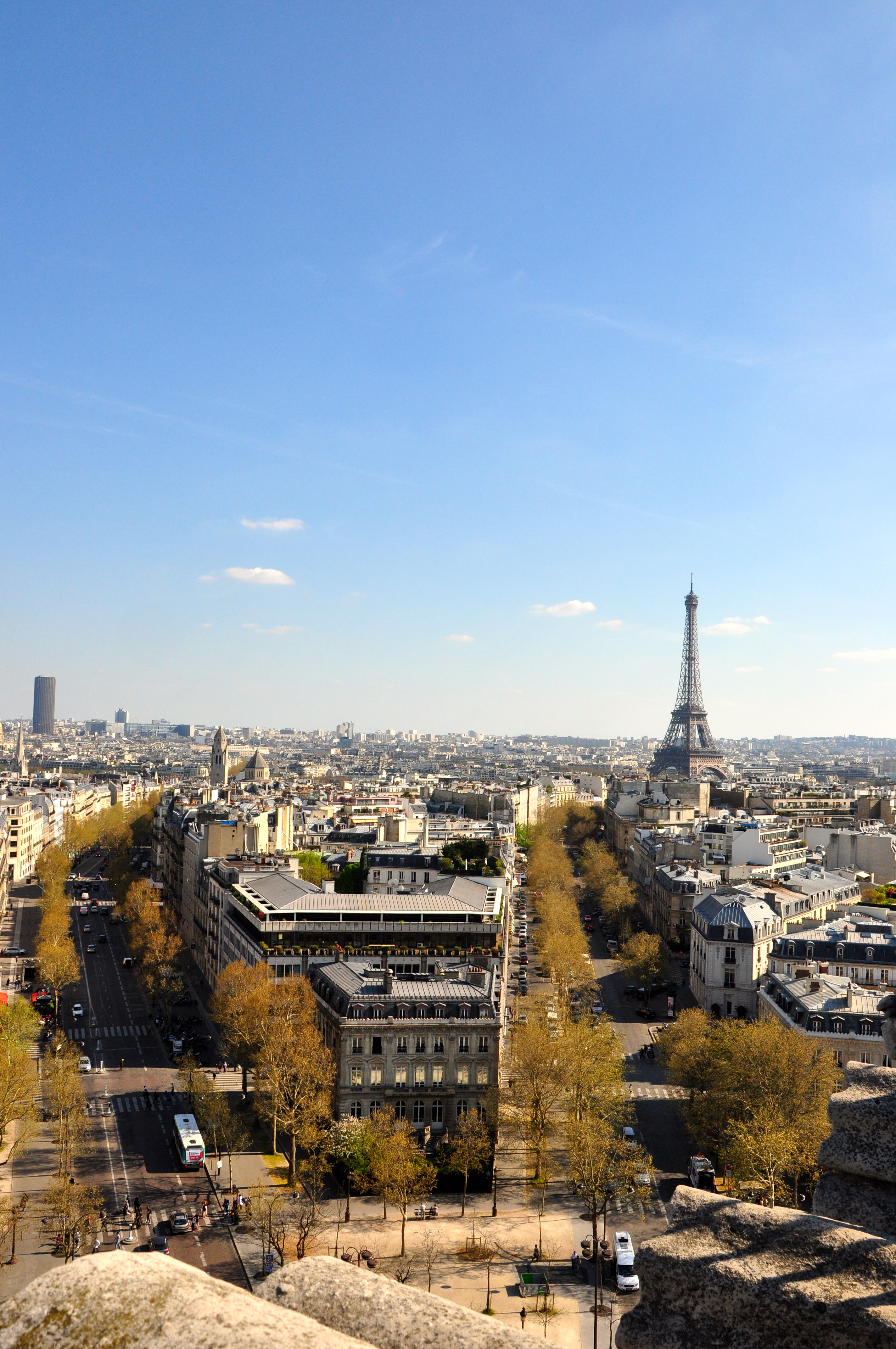 Paris vista do alto do Arco do Triunfo