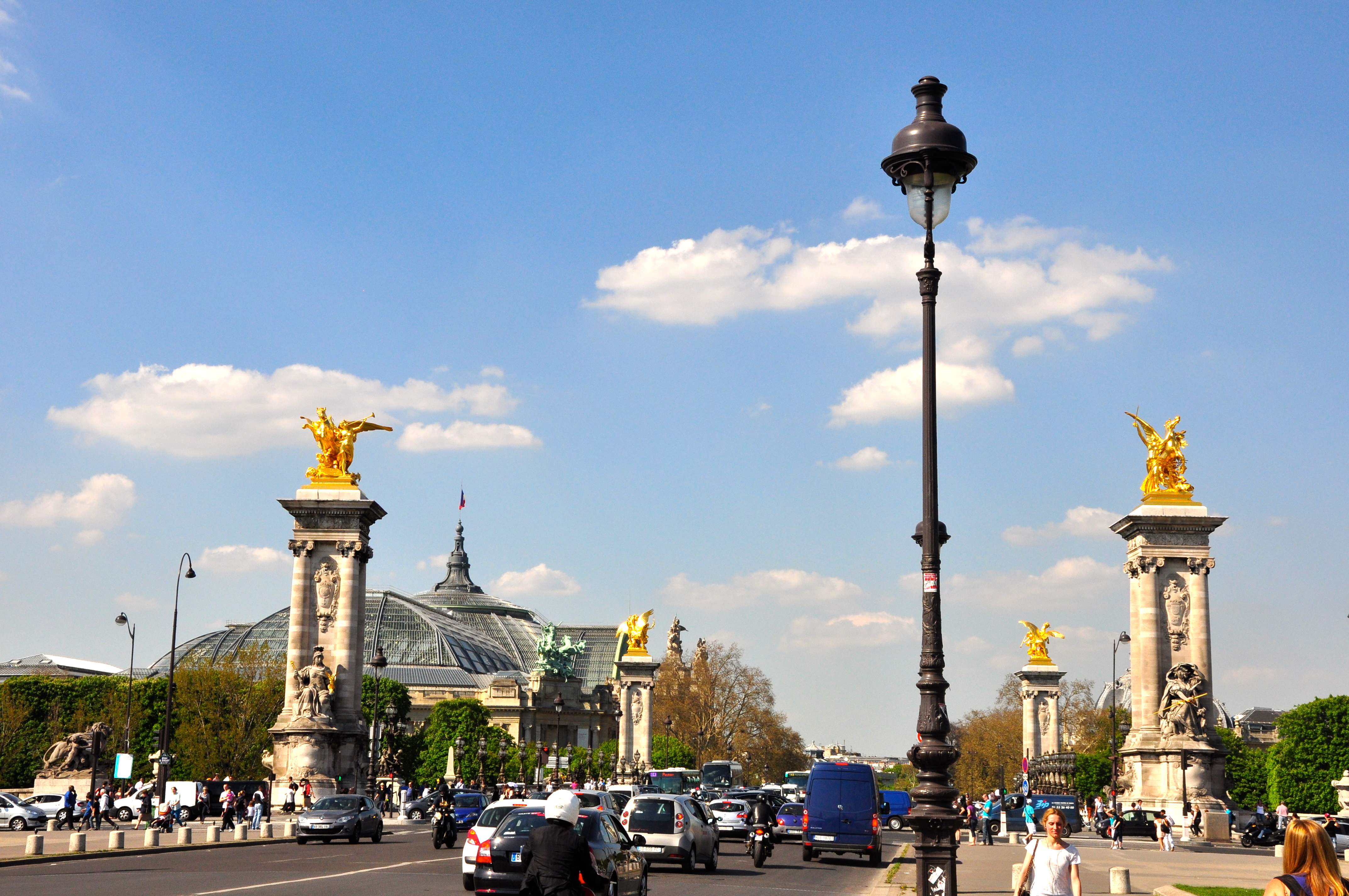 A espetacular Ponte Alexandre III