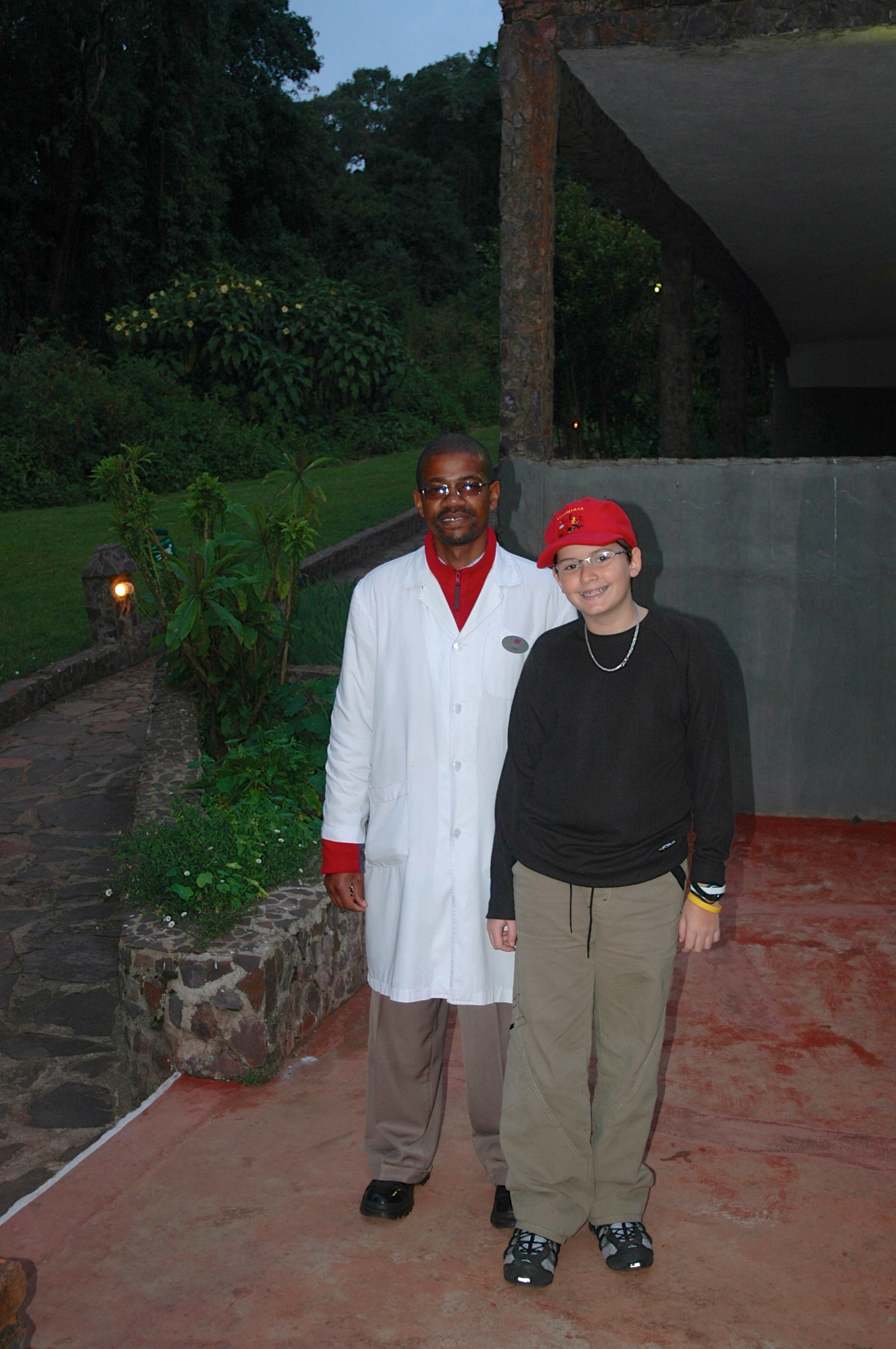 Dr. Peter foi um alento nesse dia difícil na Tanzânia.