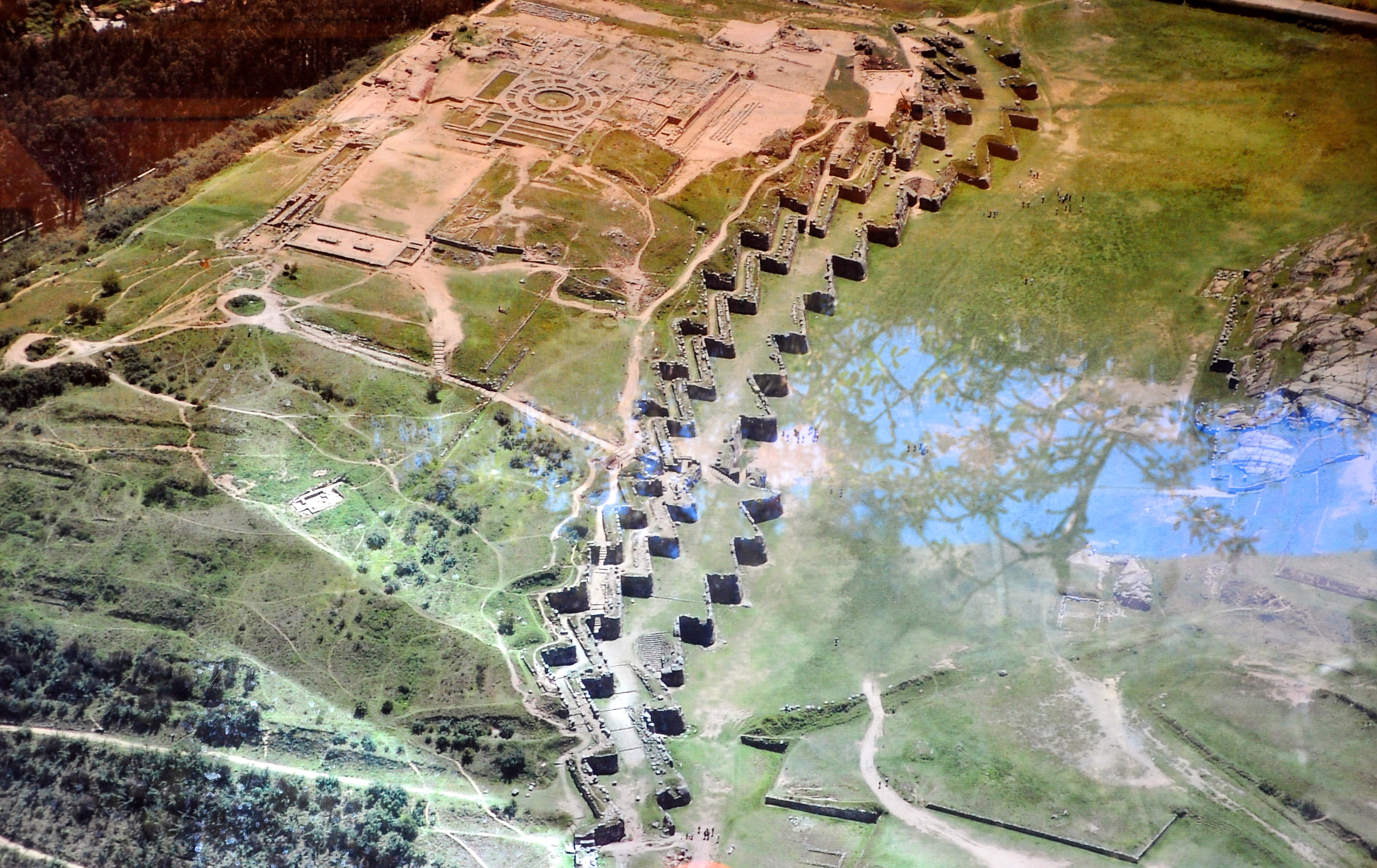 FABULOSA FORTALEZA SACSAYHUAMÁN