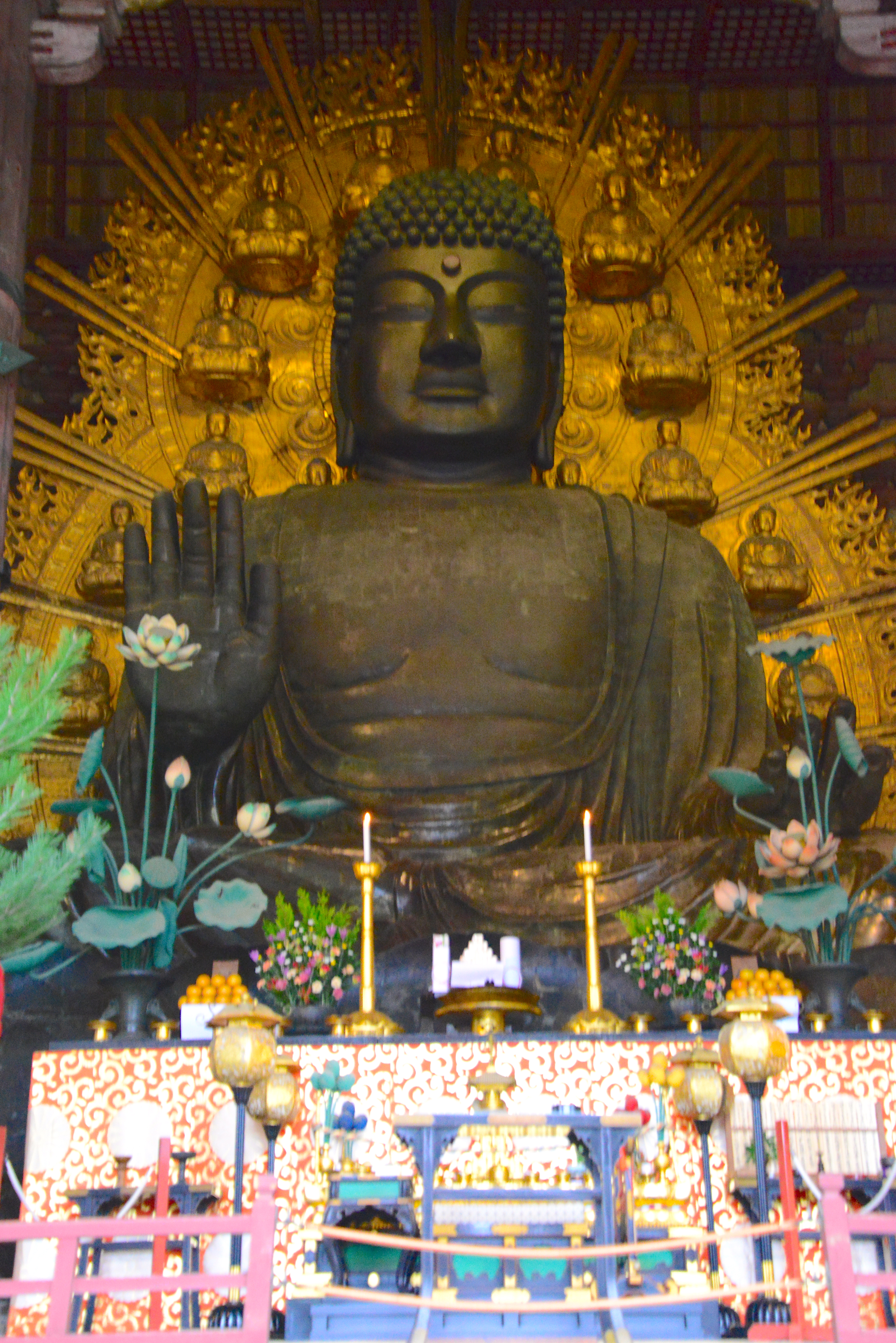 O gigantesco Buda de Nara, o maior do Japão