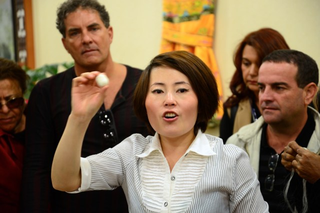 Aprendendo sobre o bixo-da-seda.