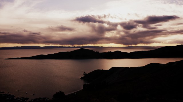 Por do sol na ilha