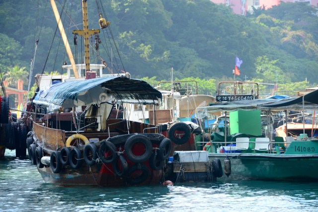 Barcos no Porto Aberdeen