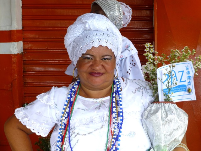 As baianas preparadas para o cortejo da Lavagem do Bonfim.