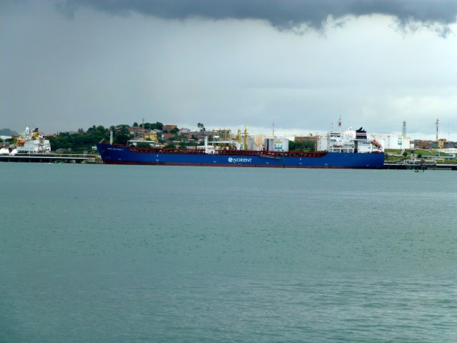O Porto de Mataripe.