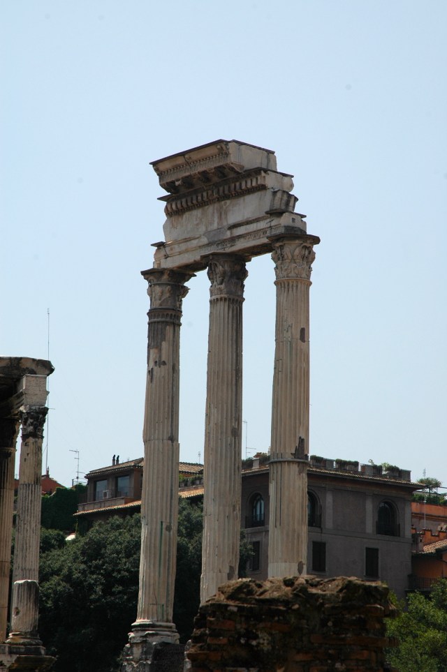 Detalhes do Fórum Romano.