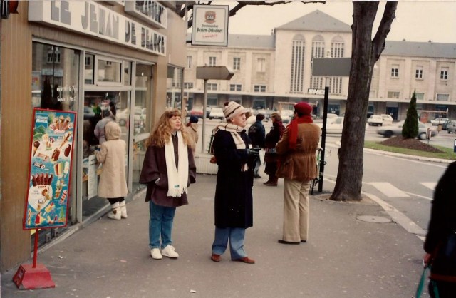 Ficar hospedado ao lado do Arco do Triunfo possibilitava conviver com o cotidiano de Paris.