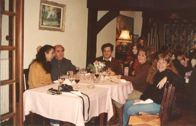 O grupo animado no Restaurante Le Buisson Ardent