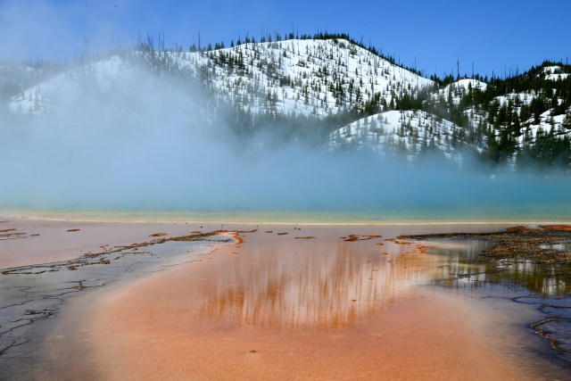 As cores vivas da Grand Prismatic Hot Spring