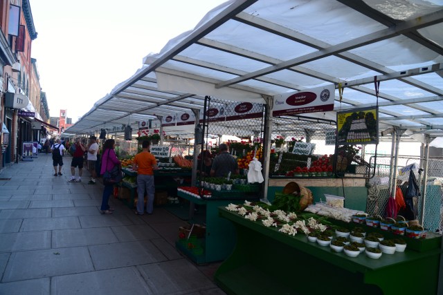 A feira de flores em By Ward Marketing.