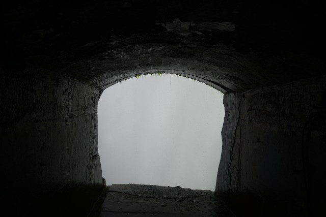 Uma série de túneis leva os visitantes até atrás da Catarata.