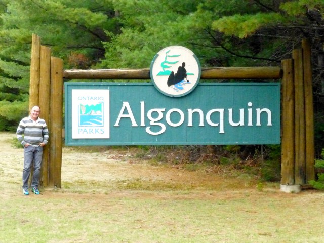 A entrada do Algonquin Park em Ontário.