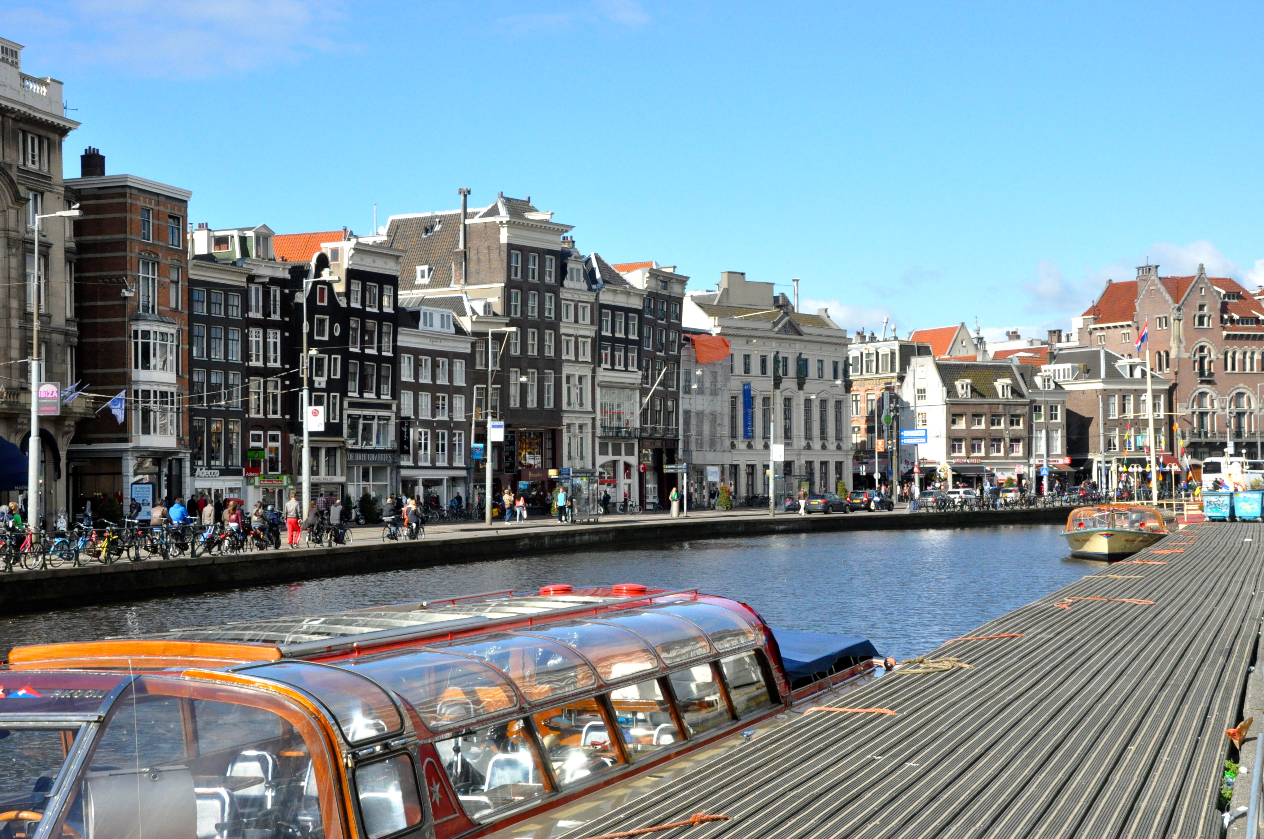 O centro histórico de Amsterdam.