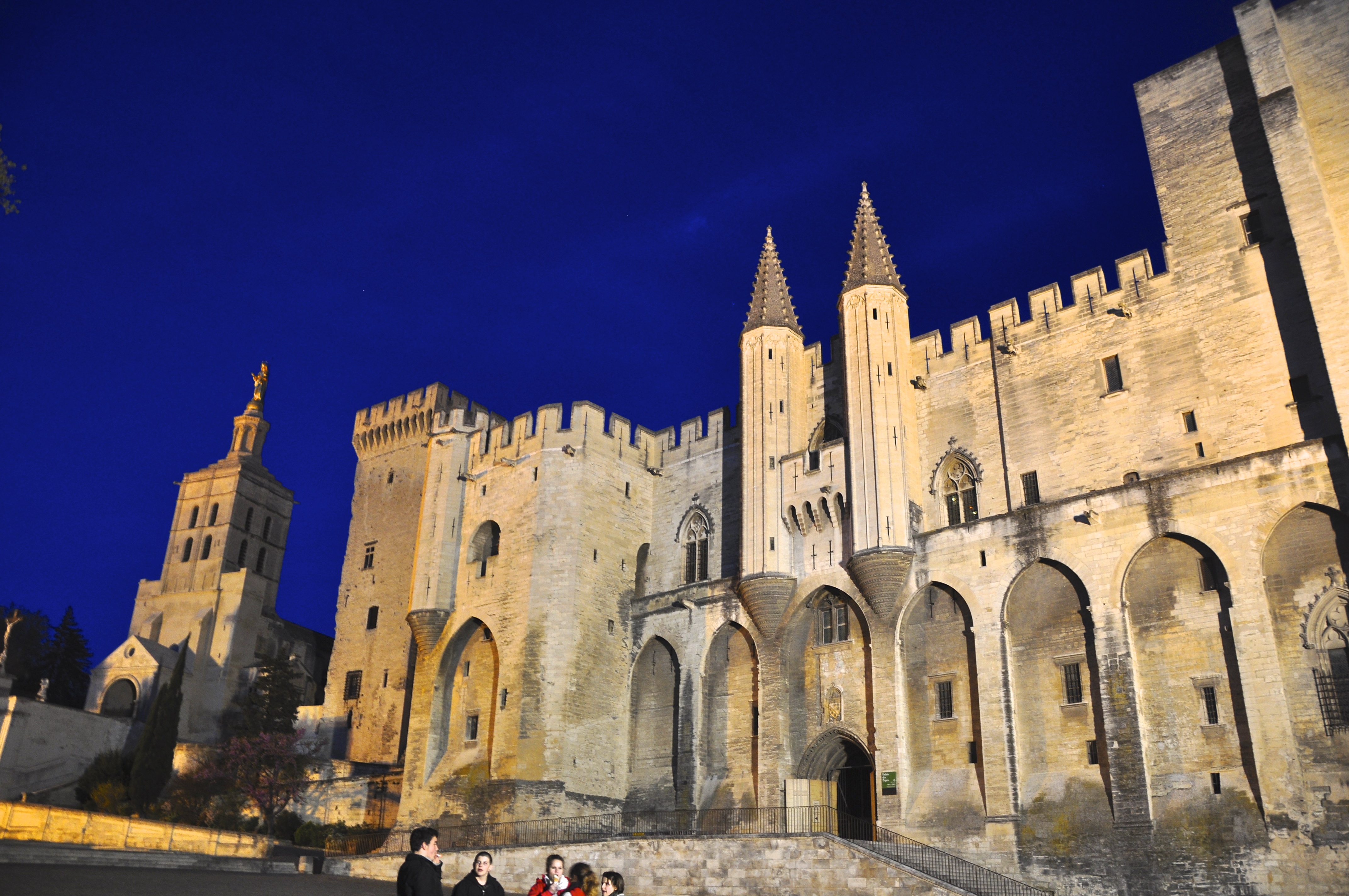 Avignon, a cidade dos Papas da Provença