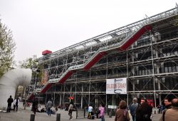 O Centro Georges Pompidou e a Gallerie Lafayette