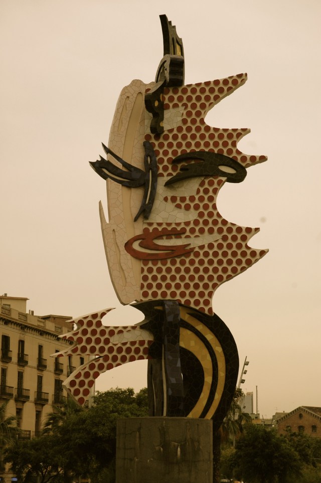 O maravilhoso trabalho de Miró nas ruas de Barcelona