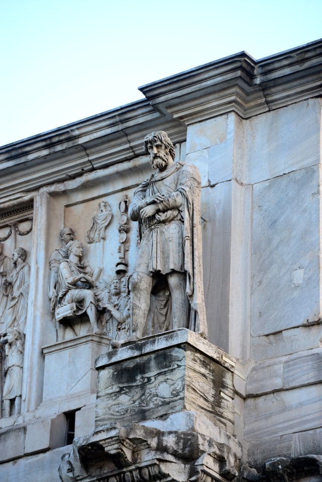 Detalhes do Arco de Constantino