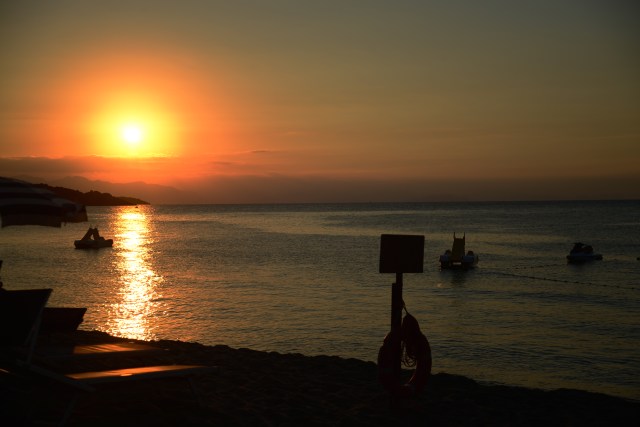 O por-do-sol em Cefalú.