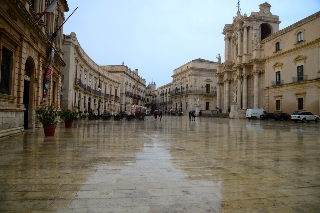 A maravilhosa Praça do Duomo de Siracusa