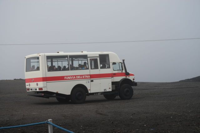 Esses são os ônibus que nos levam à terceira base.