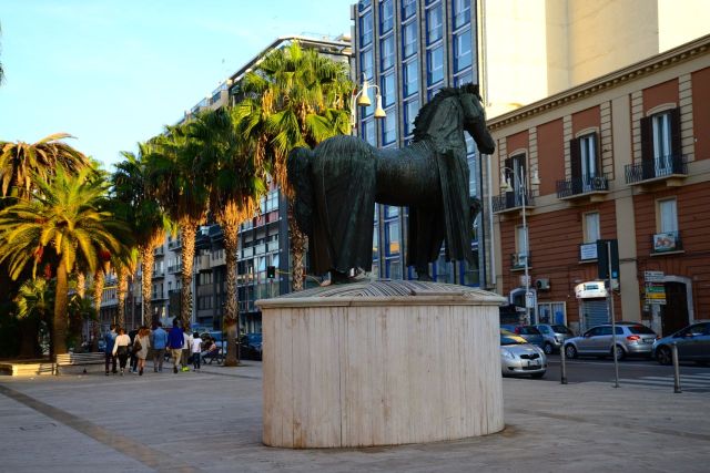 Escultura em Bari.