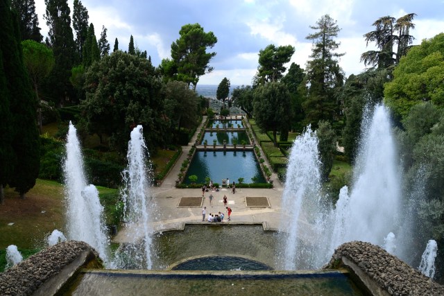 Os maravilhosos jardins da Villa D'Este.