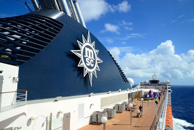 O deck de lazer do MSC Música