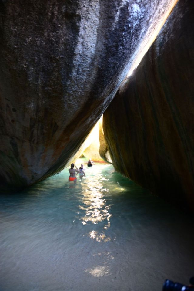 A difícil passagem pelo The Caves.