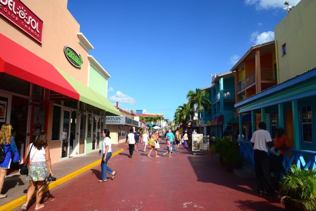 Rua de compras em Saint John