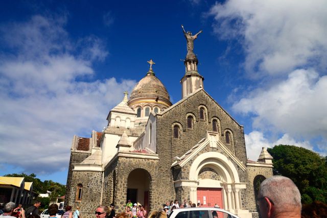 A Église de Balata tenta imitar a de Montmartre de Paris.