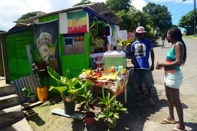 A população é predominantemente negra.
