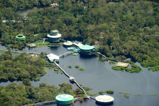 Vista aérea do Hotel Ariaú Towers.