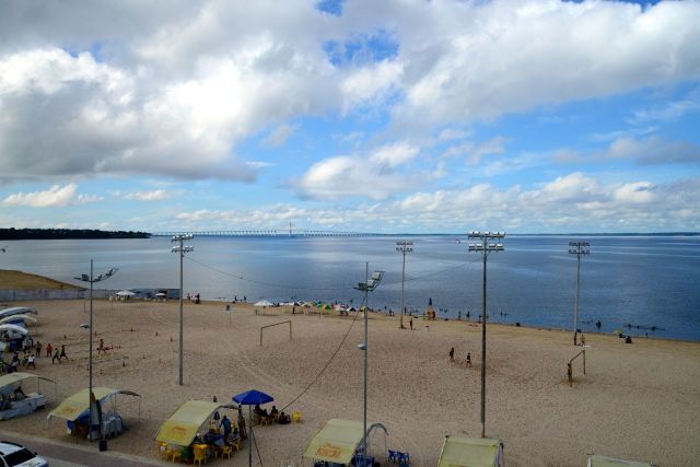 A Praia da Ponta Negra