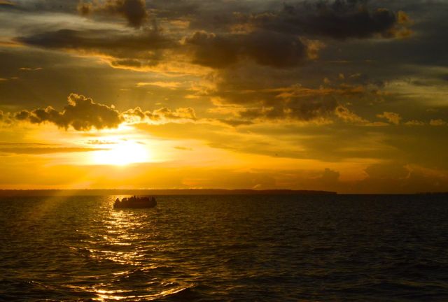 Nascer do sol no Rio Negro