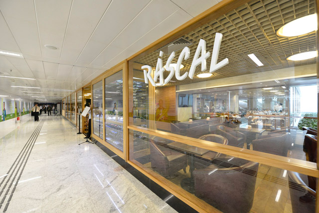 Rascal de Guarulhos - do site http://www.leblog.com.br/2014/07/rascal-abre-unidade-no-aeroporto-internacional-de-sao-paulo-em-guarulhos/