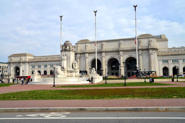 A fachada da estação de trens Union Nation