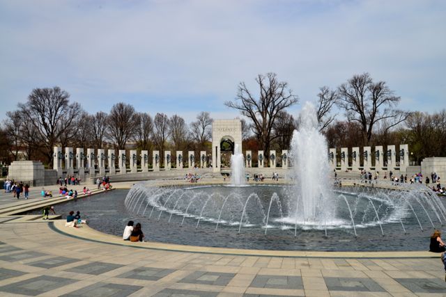 O Memorial da Segunda Guerra Mundial.